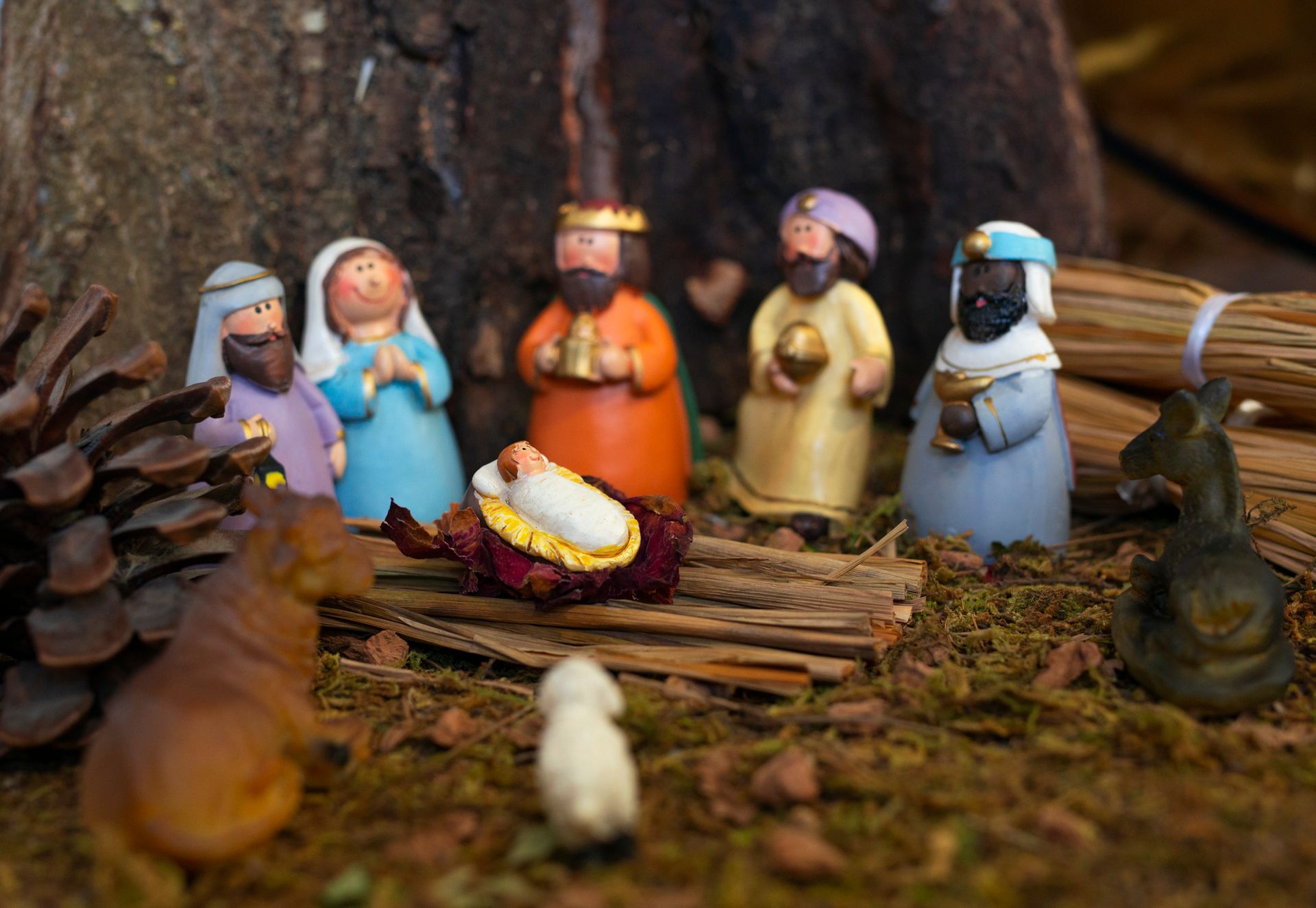 Crèche de Noël avec santons en argile